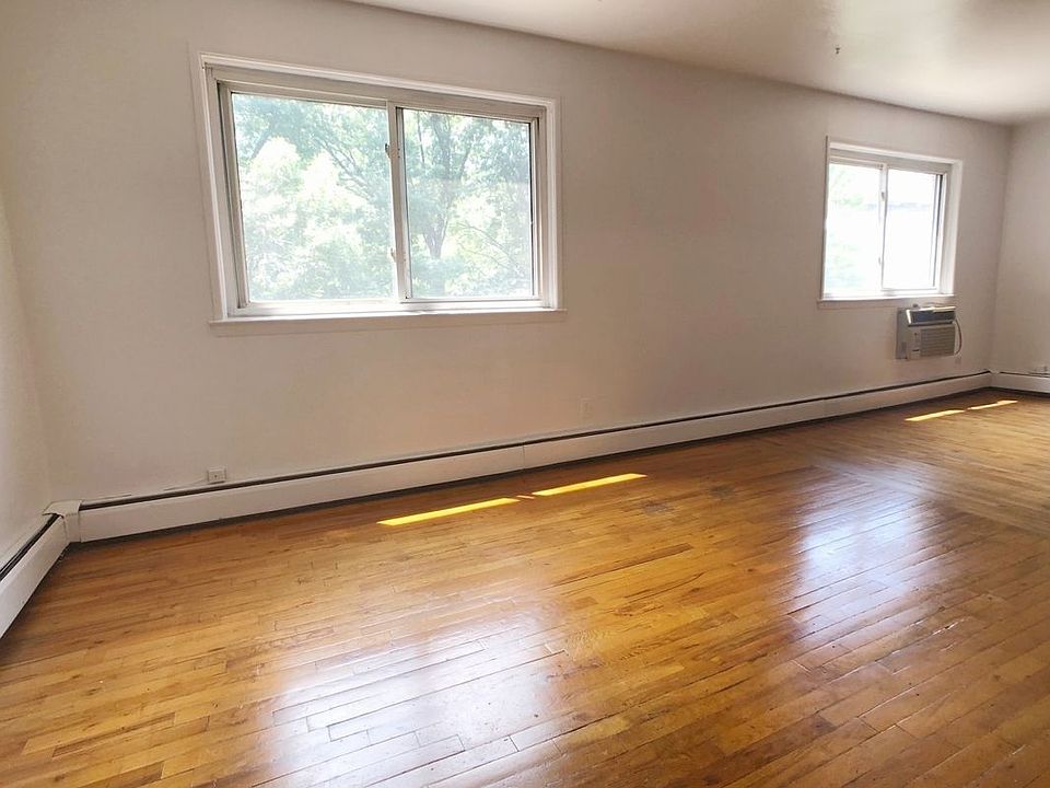 1st image of 18-11 Ditmars Blvd #3F