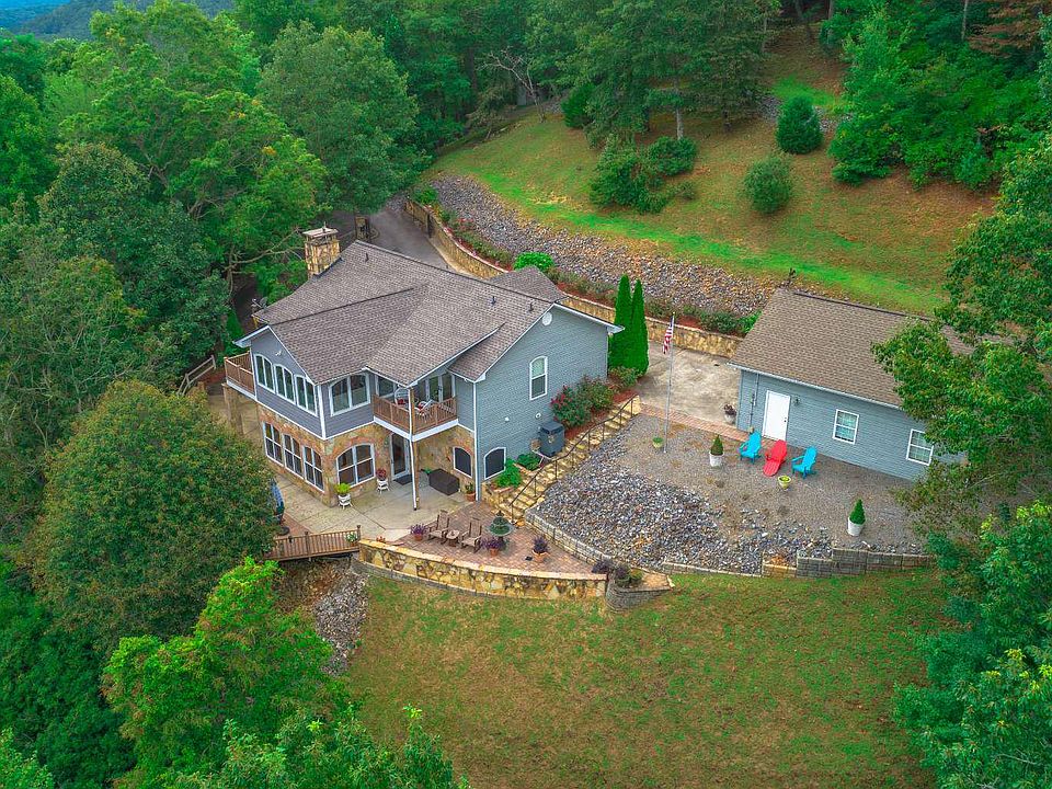 1st image of 1402 Ivy Ln