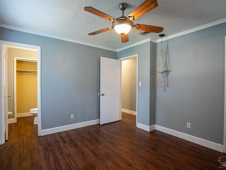 4381 Bixby Cir — Photo 22