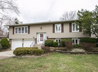 712 72nd St, Downers Grove, IL 60516