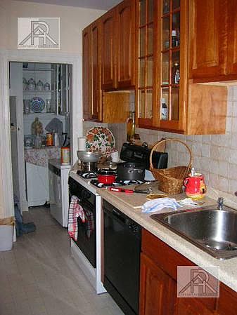 1st image of 367 Tappan St #10