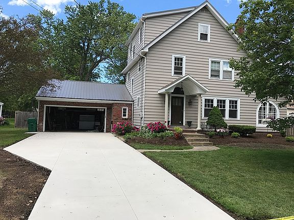 3rd image of 6294 Sunnyside Dr