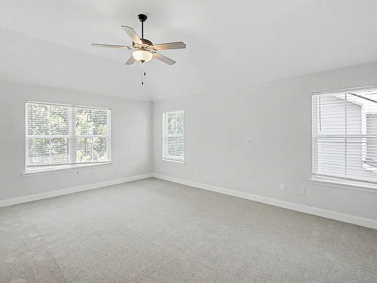 156 Hamlet Ct — Photo 25