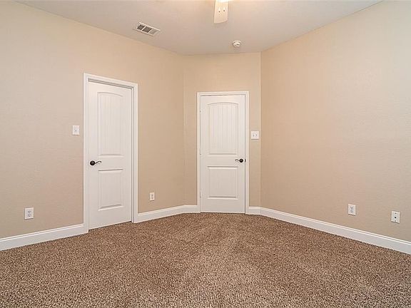 5th image of 10010 Cedar Lake Dr