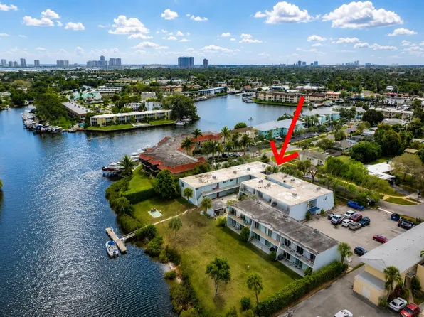 725 Hummingbird Way #111, North Palm Beach, FL 33408