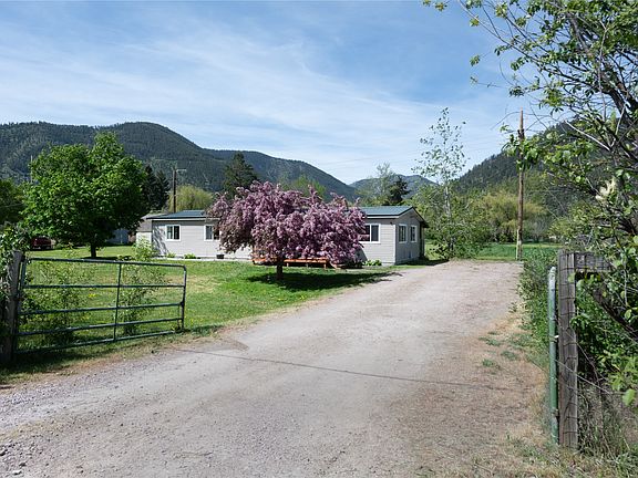 3rd image of 20735 E Mullan Rd