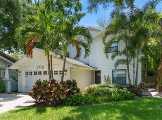 2910 W Estrella St, Tampa, FL 33629