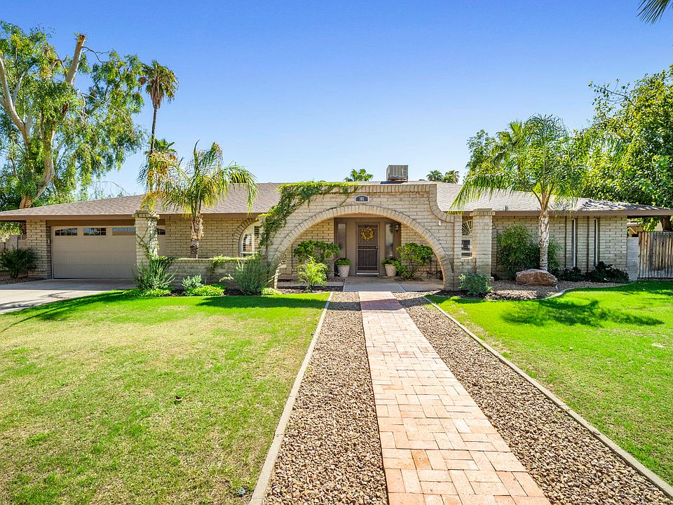 1st image of 101 W Tierra Buena Ln