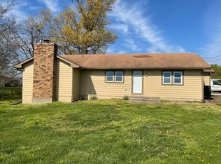 3620 E Mechanic St, Harrisonville, MO 64701