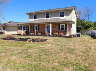 7716 Camberley Dr, Powell, TN 37849