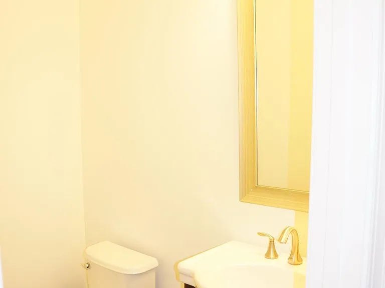 Powder-room
