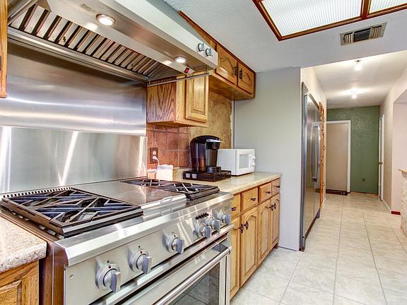 5th image of 1311 Kollman Dr.