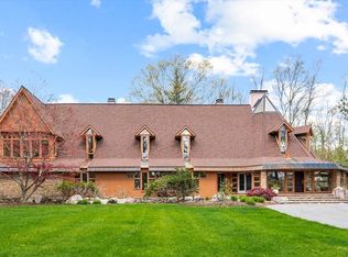 44 Sears Rd, Southborough, MA 01772