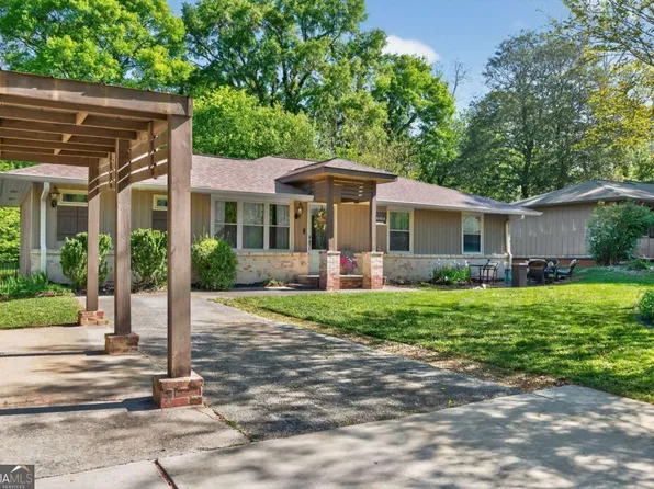 4404 Robinson St, Acworth, GA 30101