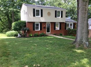 1269 Delfield Dr, Bethel Park, PA 15102