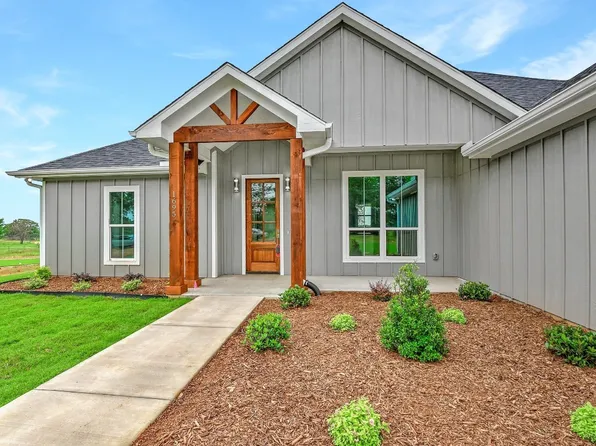 1695 Desvoignes Rd, Denison, TX 75021