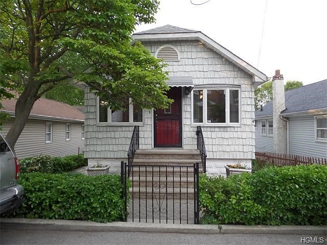 1st image of 48 Poplar Ave #48