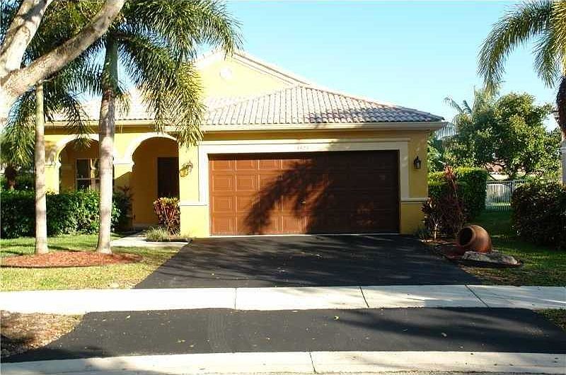 1st image of 4425 Sago Cir