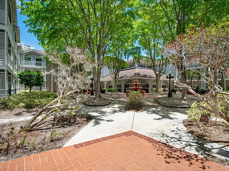 Aventine at Lantana - 55+ Active Adult Apartments — Photo 35