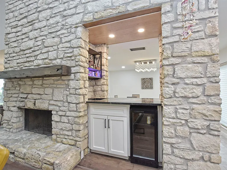 5101 Rain Creek Pkwy — Photo 12