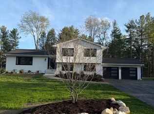 11 Old Barn Rd, Lenox, MA 01240