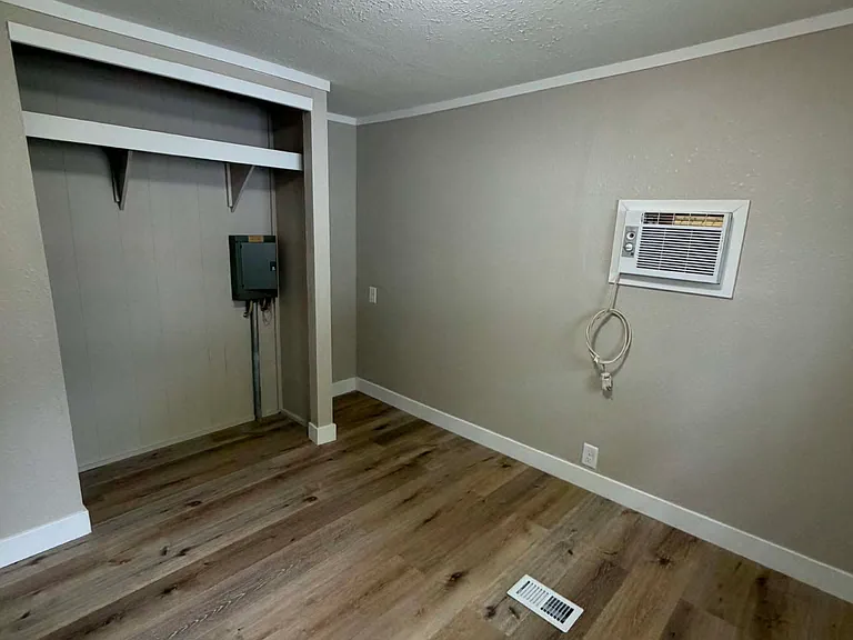 3705 W Locust St #33 — Photo 3