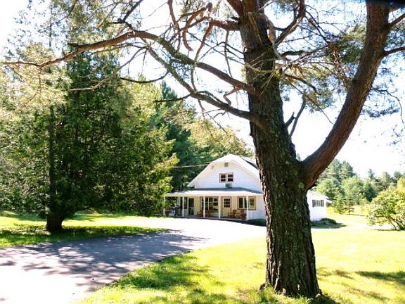2nd image of 50 Alpine Ln