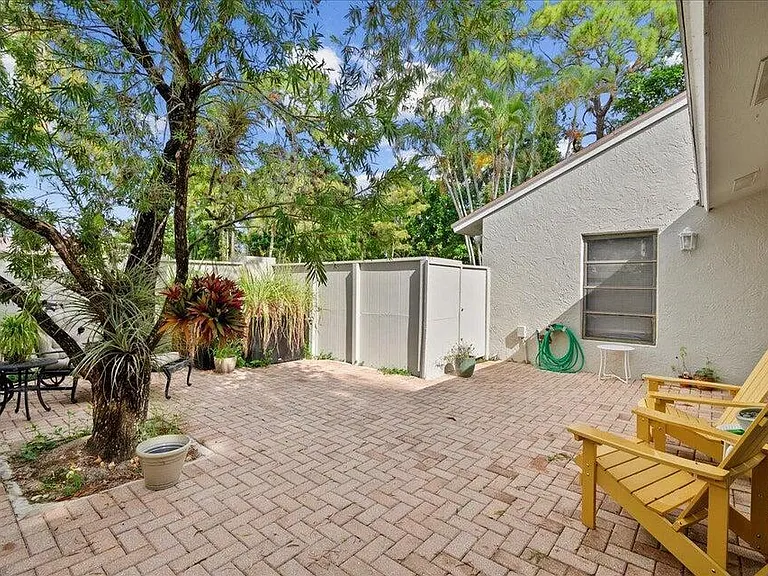 12875 Spinnaker Ln — Photo 16