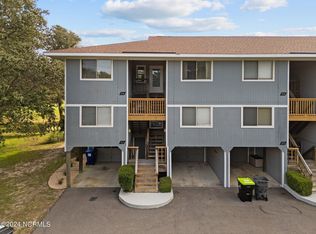 26 Bunker Ct, Oak Island, NC 28465