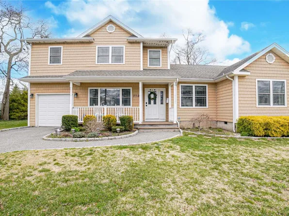 370 S 13th Street, Lindenhurst, NY 11757