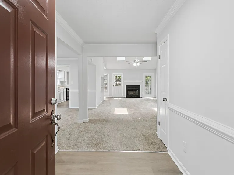 903 Belvoir Cir — Photo 3