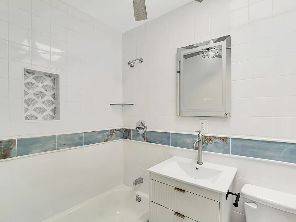 1593 Canarsie Rd #1