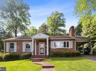 3124 Vinewood Pl, Falls Church, VA 22044