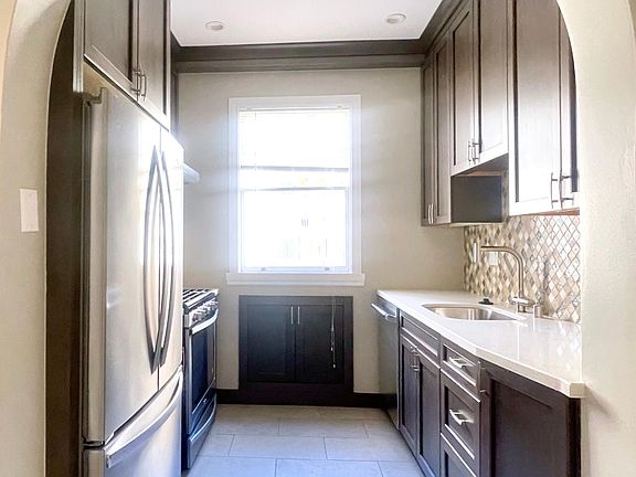 3rd image of 1700 Broadway APT 501