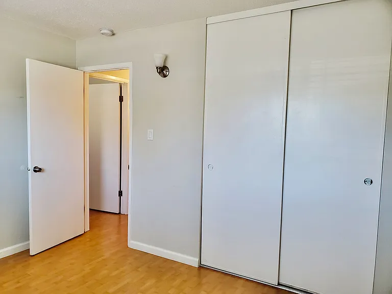 945 Kearney St #1 — Photo 19