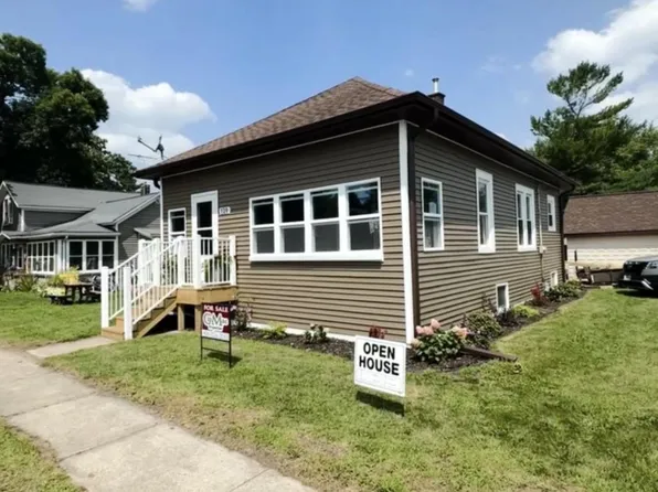 120 & 114 W Washington Street, Poynette, WI 53955