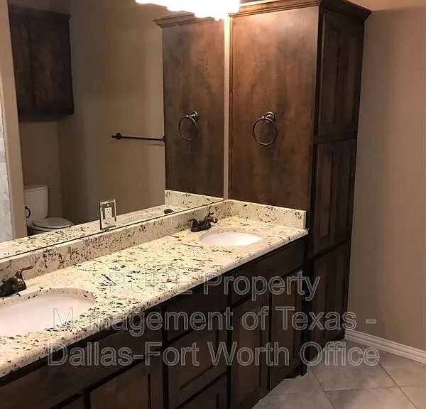 3011 Enchanted Rd — Photo 9