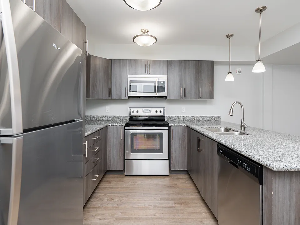 90 Waterford Green Cmn