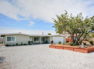 8385 Buckthorn Ave, Hesperia, CA 92345