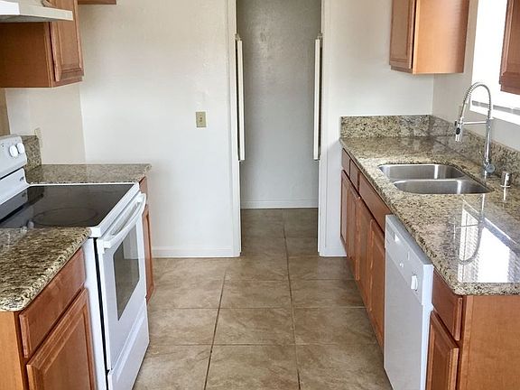 5th image of 625 Orizaba Ave APT 2