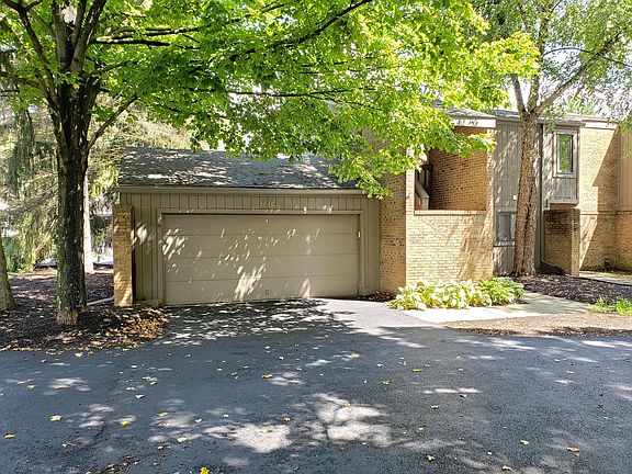 2nd image of 5270 Coppertree Ln