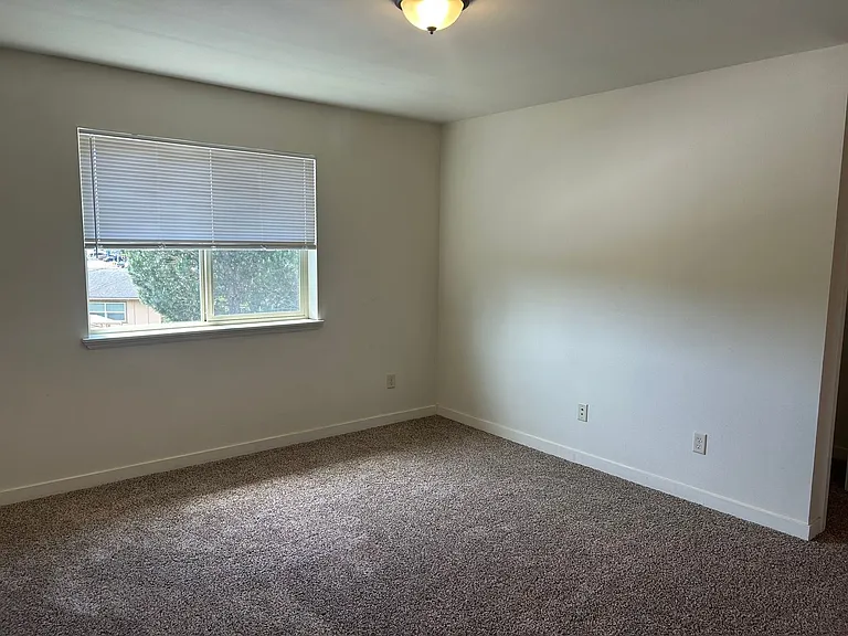 5702 Bass Dr — Photo 29