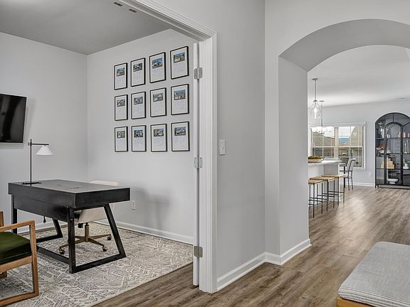 Launch-production-and-design Pennington Model-9