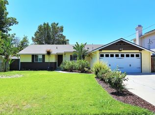 19322 Cohasset St, Reseda, CA 91335