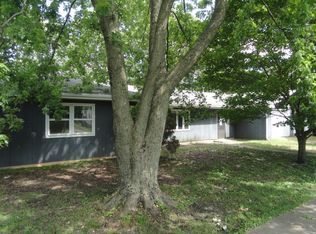 309 N Walnut St, Arrowsmith, IL 61722