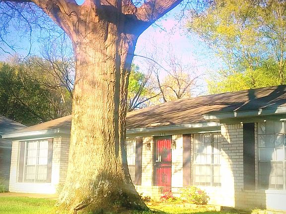 5th image of 1576 Pepperwood St