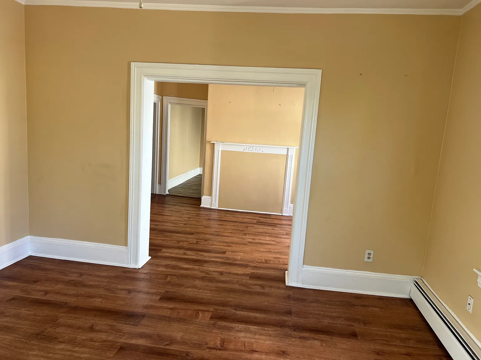 3 bed, $2,100 — Photo 3