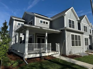 307 Old Farm Rd, South Burlington, VT 05403