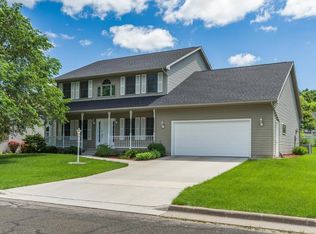 510 Stonebridge Ave, Onalaska, WI 54650