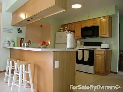 Kitchen
						:
						Kitchen